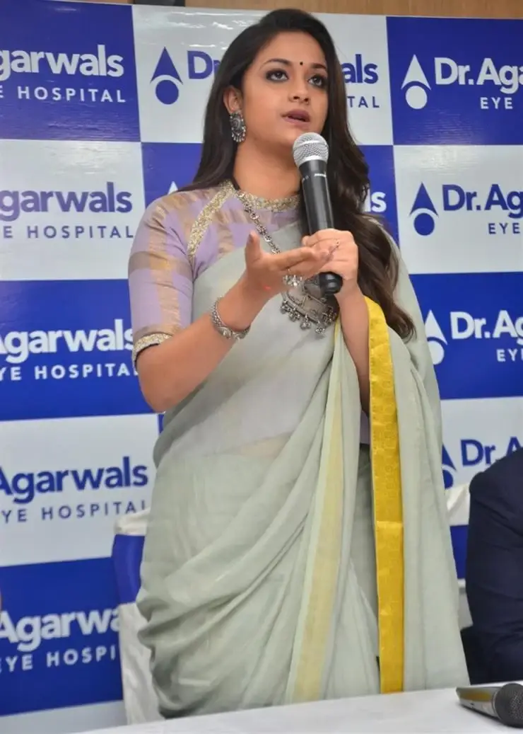 Telugu Actress Keerthy Suresh Long Hair Images in Blue Saree